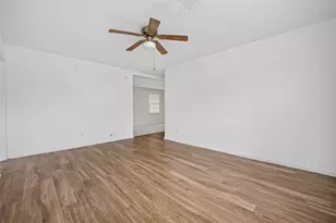 6705 Thornwall St, Houston, TX 77092 - Photo 10