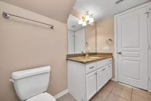 908 W 26th St, Houston, TX 77008 - Photo 12