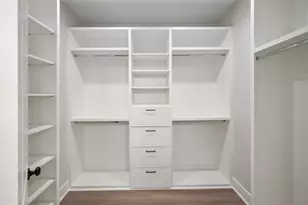 921 E 38th St, Houston, TX 77022 - Photo 28