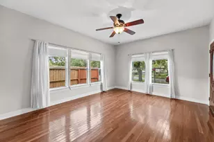 747 E 7th St, Houston, TX 77007 - Photo 6