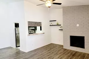 2001 Bering Dr, Houston, TX 77057 - Photo 6