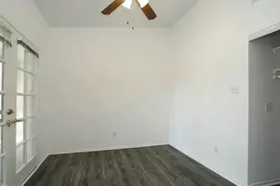 2001 Bering Dr, Houston, TX 77057 - Photo 10