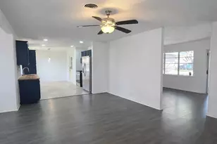 1820 Sunset Ave, Bay City, TX 77414 - Photo 8