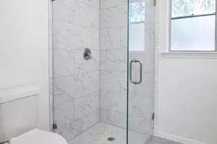 1820 Sunset Ave, Bay City, TX 77414 - Photo 12