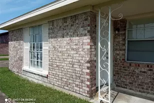 11907 Dawnwood Dr, Houston, TX 77013 - Photo 2