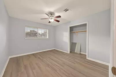 2107 Old Alvin Road, Pearland, TX 77581 - Photo 24