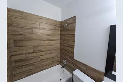 5006 Mill Creek Drive, Baytown, TX 77521 - Photo 20