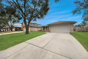 14610 Hazy Ridge Ln, Cypress, TX 77429 - Photo 4