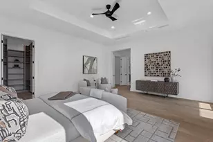 963 W 41st St, Houston, TX 77018 - Photo 2