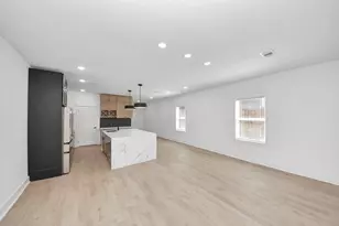334 E 31st St, Houston, TX 77018 - Photo 12