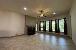 6223 Duke Trail Ln, Sugar Land, TX 77479 - Photo 6