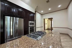 6223 Duke Trail Ln, Sugar Land, TX 77479 - Photo 12