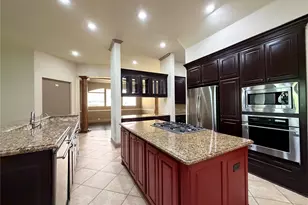 6223 Duke Trail Ln, Sugar Land, TX 77479 - Photo 10