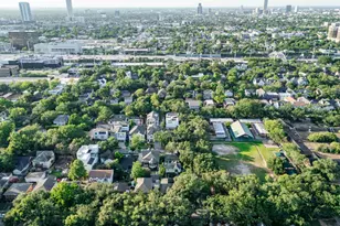 2042 Bissonnet St, Houston, TX 77005 - Photo 12