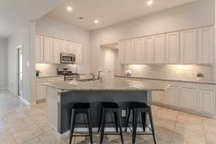 14207 Irvine Rnch Trl, Conroe, TX 77384 - Photo 6