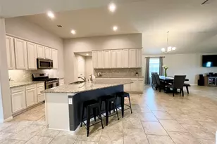 14207 Irvine Rnch Trl, Conroe, TX 77384 - Photo 4