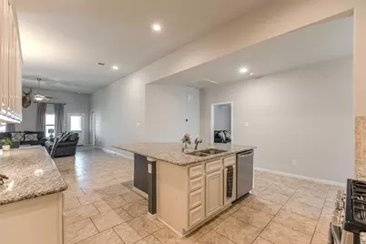 14207 Irvine Ranch Trail, Conroe, TX 77384 - Photo 10