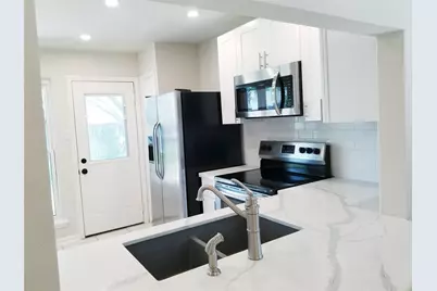 3731 Westheimer Place Drive, Houston, TX 77082 - Photo 8
