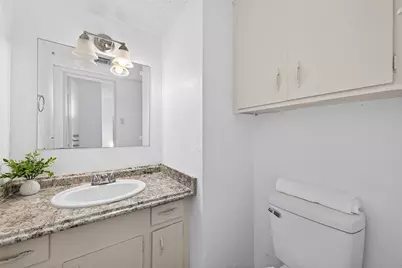 7714 Renwick Drive #D13, Houston, TX 77081 - Photo 18