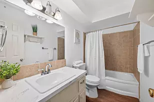 7714 Renwick Dr, Houston, TX 77081 - Photo 22