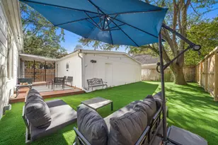 2003 Dryden Rd, Houston, TX 77030 - Photo 18