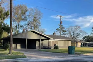 1908 N 16th St, Orange, TX 77630 - Photo 2