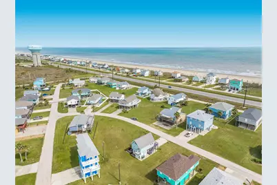 22818 Buena Street, Galveston, TX 77554 - Photo 36