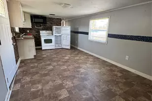 600 Blueberry Rd, Cove, TX 77523 - Photo 2