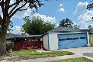 23027 Grand Rapids Ln, Spring, TX 77373 - Photo 4