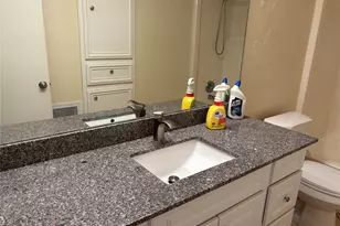 11427 Mulholland Dr, Houston, TX 77477 - Photo 20