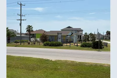 998 Ramada Boulevard, Crystal Beach, TX 77650 - Photo 2
