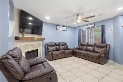 1112 Willersley Lane, Channelview, TX 77530 - Photo 4