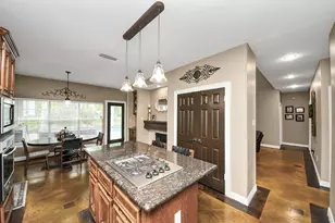 1606 Country Squire Dr, Richmond, TX 77406 - Photo 8
