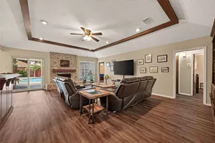 16431 Larkfield Dr, Houston, TX 77059 - Photo 4