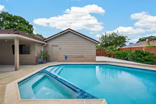 16431 Larkfield Dr, Houston, TX 77059 - Photo 26