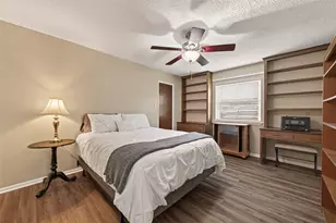 16431 Larkfield Dr, Houston, TX 77059 - Photo 24