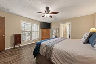 16431 Larkfield Dr, Houston, TX 77059 - Photo 16
