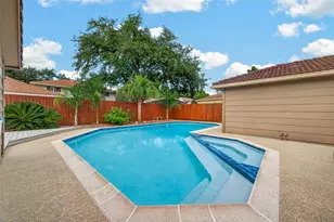 16431 Larkfield Dr, Houston, TX 77059 - Photo 24