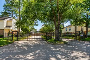 14555 Wunderlich Dr, Houston, TX 77069 - Photo 2