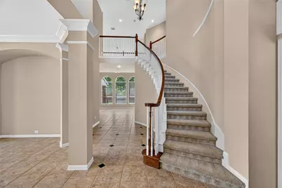 4627 Lake Knoll Court, Sugar Land, TX 77479 - Photo 4