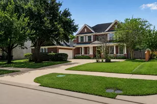 4627 Lake Knoll Ct, Sugar Land, TX 77479 - Photo 1
