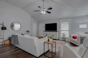 10006 Prospect Hill Dr, Houston, TX 77064 - Photo 8