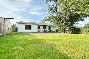 13222 Emporia St, Houston, TX 77015 - Photo 12