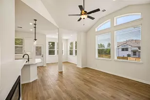512 Water Ash Ct, Montgomery, TX 77316 - Photo 4