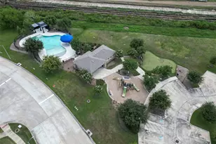 2822 Canadian Goose Ln, Baytown, TX 77521 - Photo 42