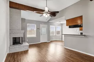 614 Meadowglen Dr, Baytown, TX 77521 - Photo 10