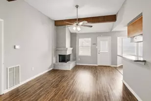 614 Meadowglen Dr, Baytown, TX 77521 - Photo 8