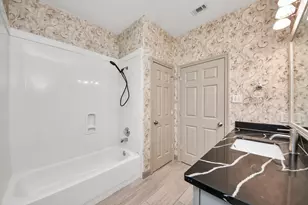 2027 Marchwood Manor Dr, Houston, TX 77090 - Photo 20