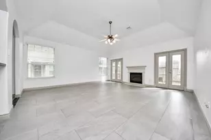 2027 Marchwood Manor Dr, Houston, TX 77090 - Photo 6