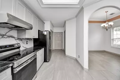 2027 Marchwood Manor Drive, Houston, TX 77090 - Photo 24